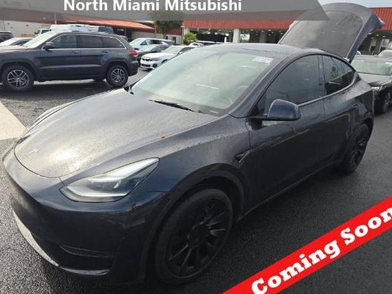 TESLA MODEL Y 2024 7SAYGDED5RF008727 image